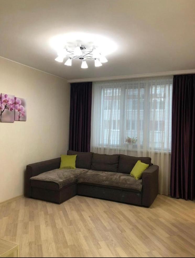 Apartamenty Na Sibgata Hakima U Riviery Kazan' Esterno foto